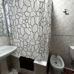 Kamer met een Queen Size Bed